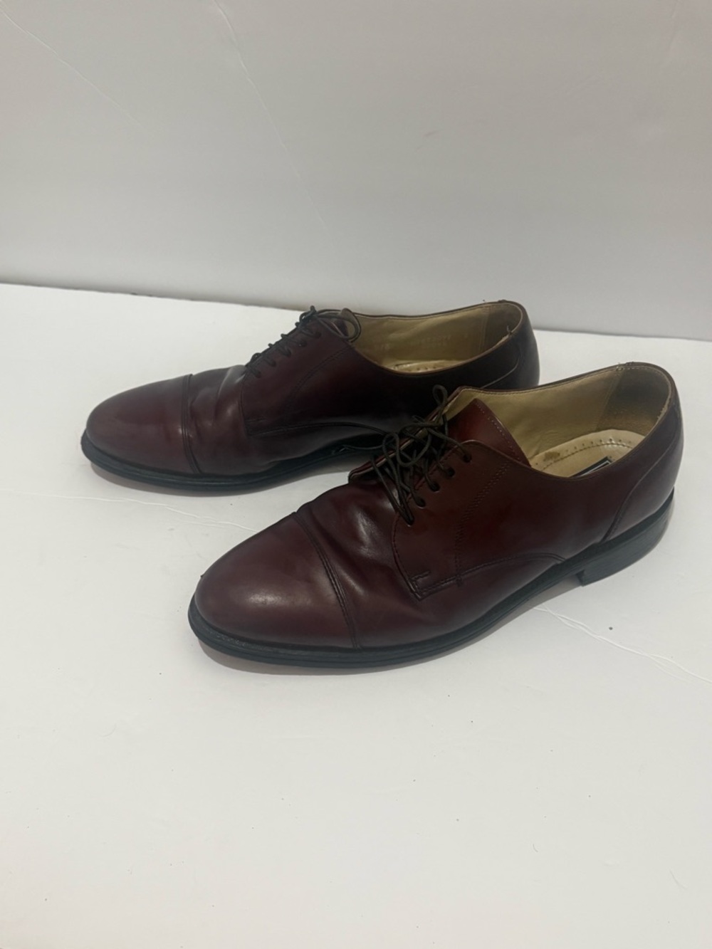 Bostonian Men's Cap-Toe Oxfords in Burgundy